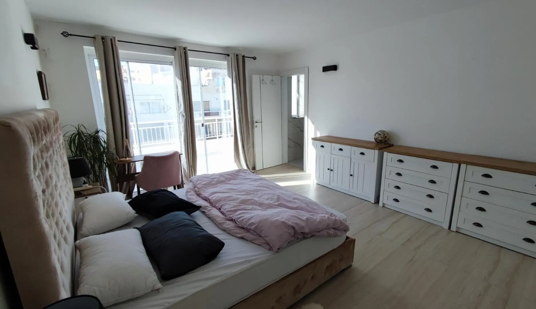 Panorama Designer Penthouse Apartment Saint Julian's